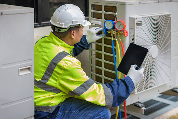 Professional Hvac technician working in Rosser, TX
